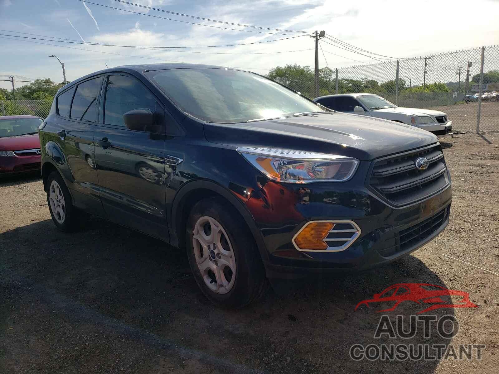 FORD ESCAPE 2017 - 1FMCU0F78HUD06305