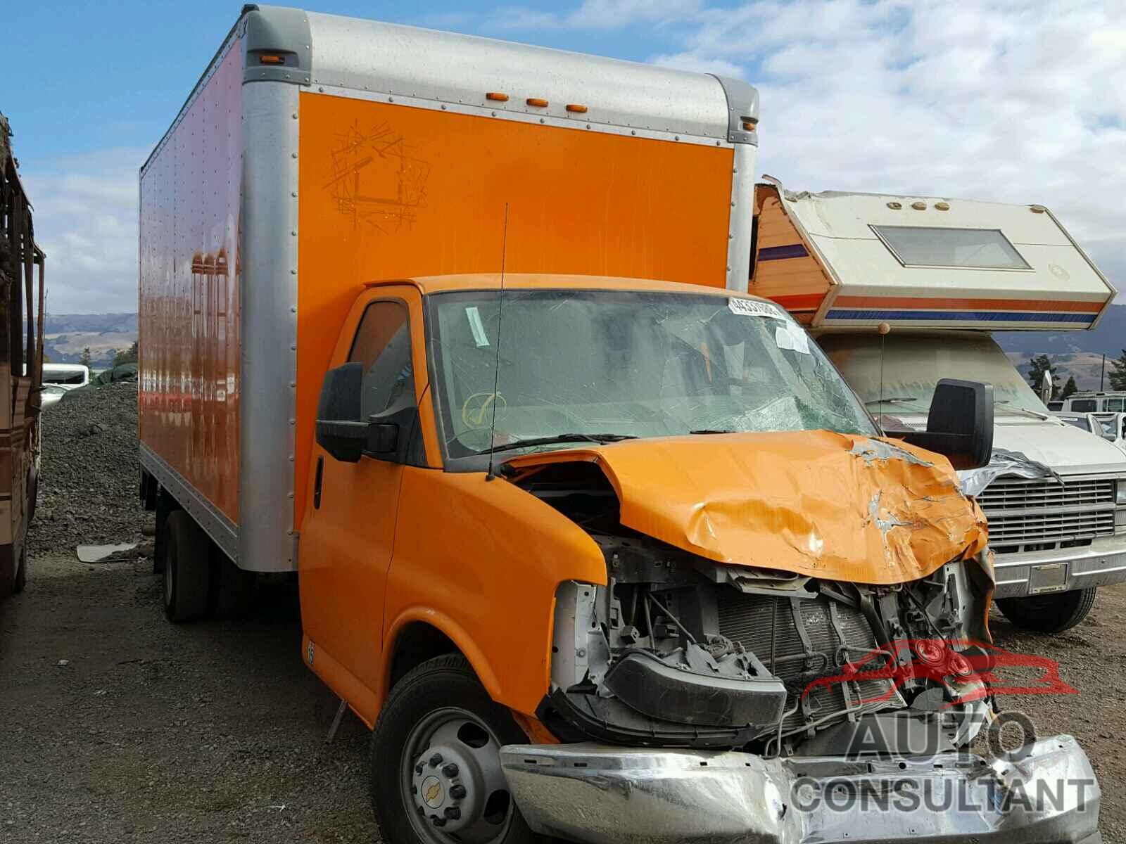 CHEVROLET EXPRESS G3500 2017 - 1GB3GTCG5H1159562