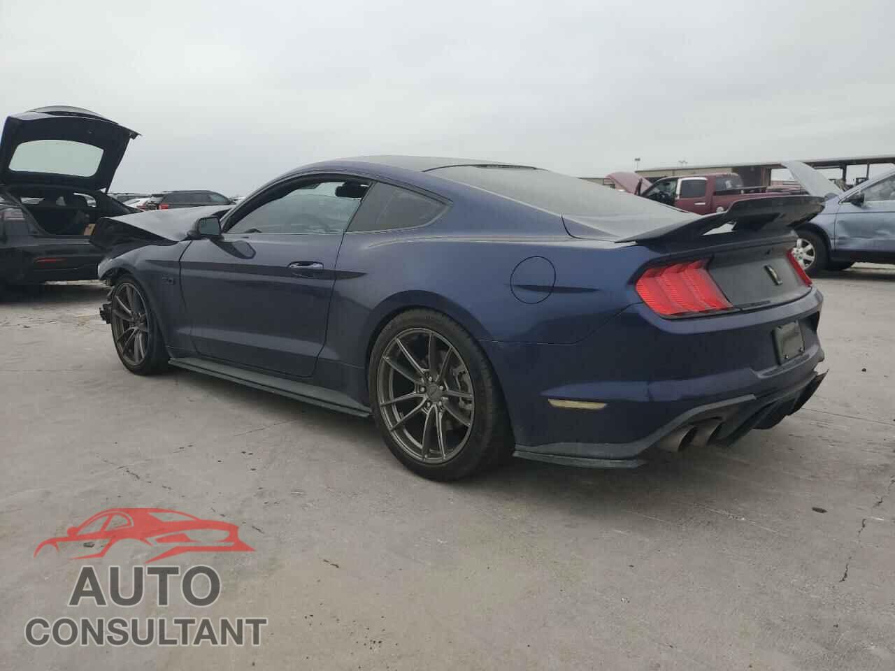 FORD MUSTANG 2018 - 1FA6P8CF5J5103879