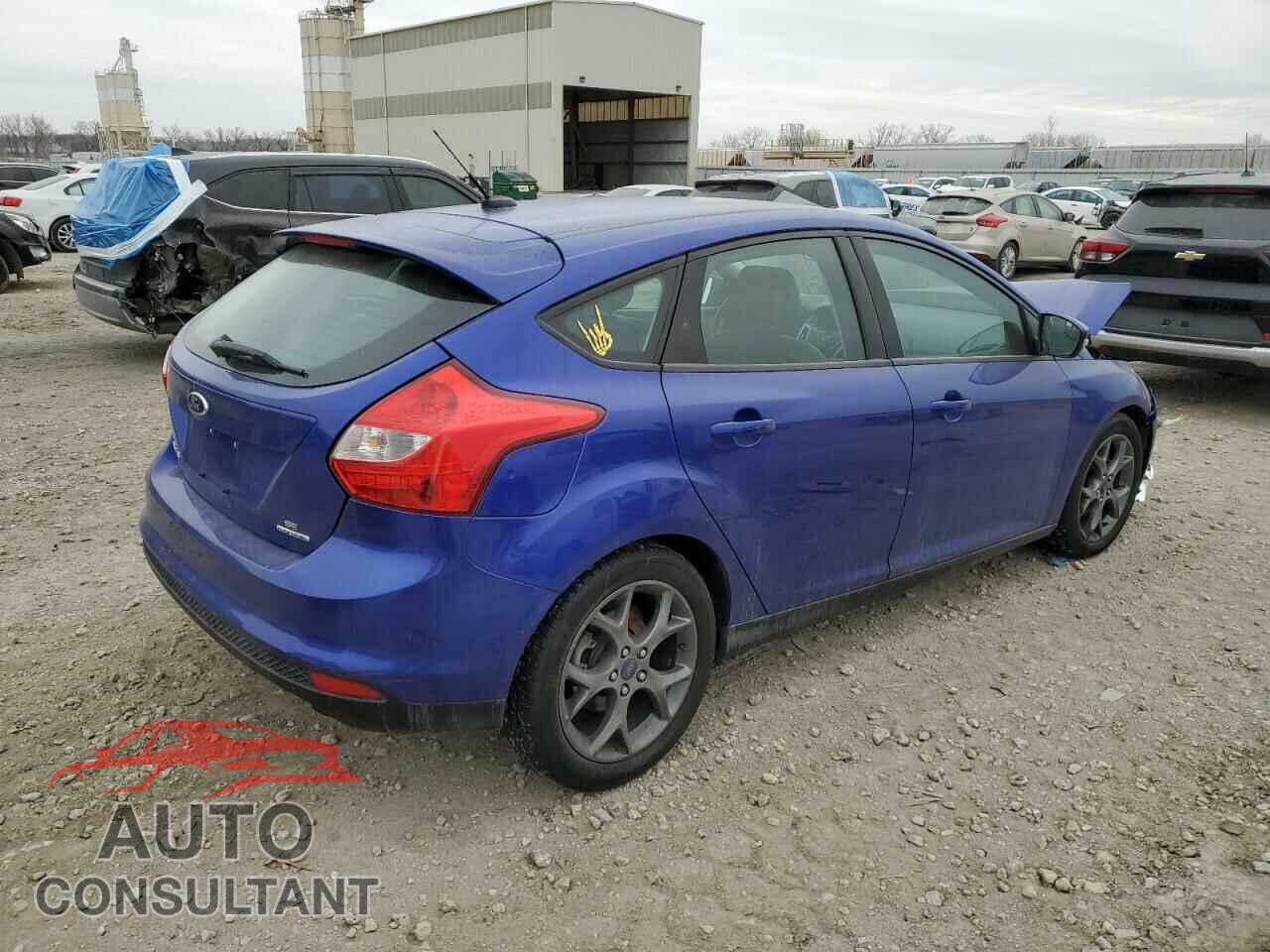 FORD FOCUS 2014 - 1FADP3K27EL247136