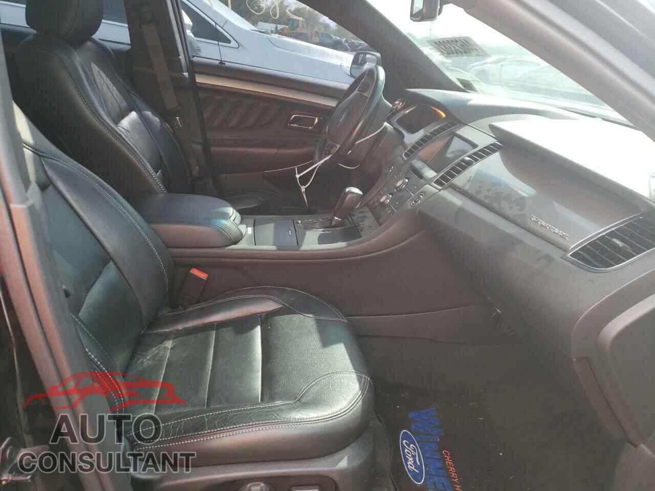 FORD TAURUS 2017 - 1FAHP2E88HG116354