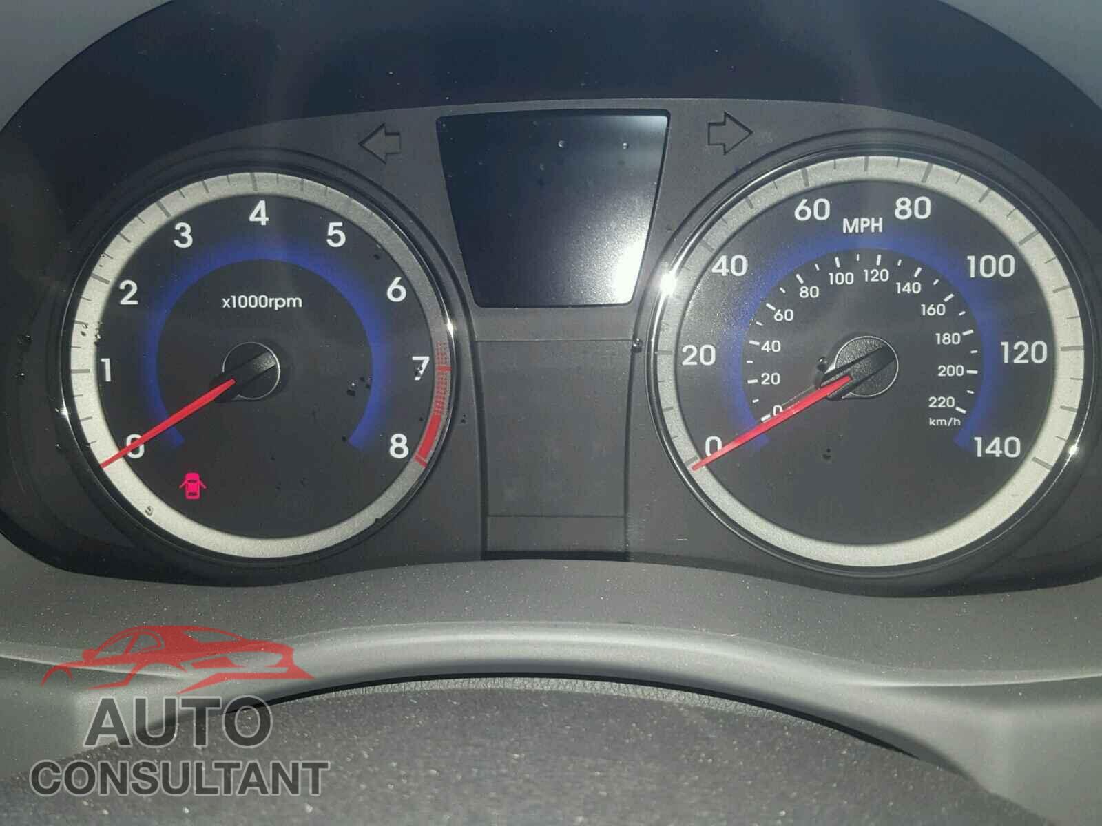 HYUNDAI ACCENT 2016 - KMHCT4AE3GU046796