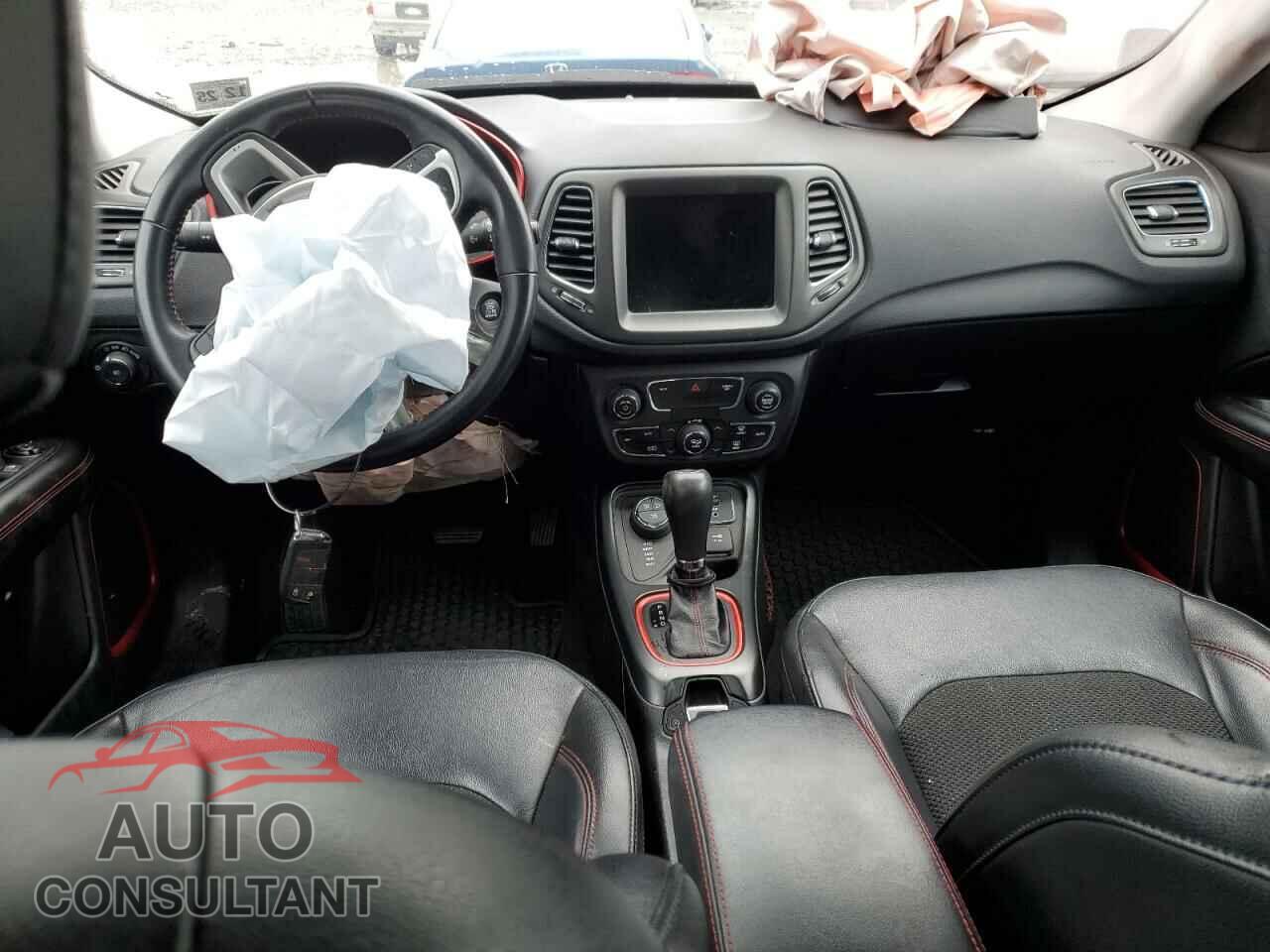 JEEP COMPASS 2020 - 3C4NJDDB9LT184240