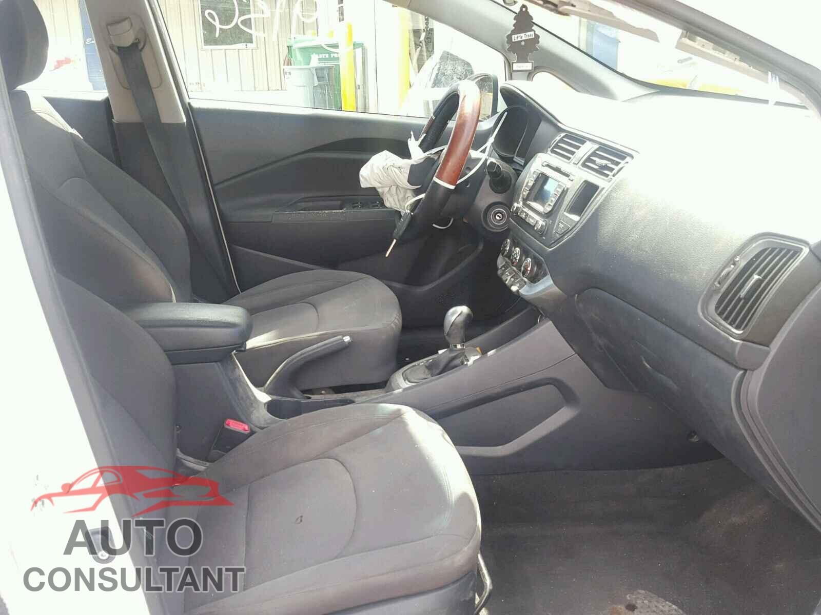 KIA RIO 2015 - KNADN4A37F6500436