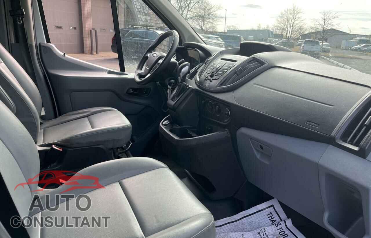 FORD TRANSIT 2018 - 1FTRS4XG7JKA92189