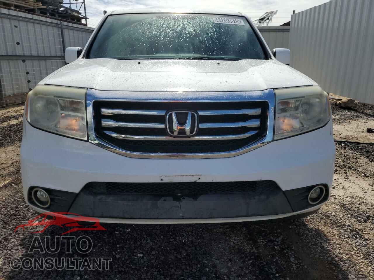 HONDA PILOT 2015 - 5FNYF3H45FB029949