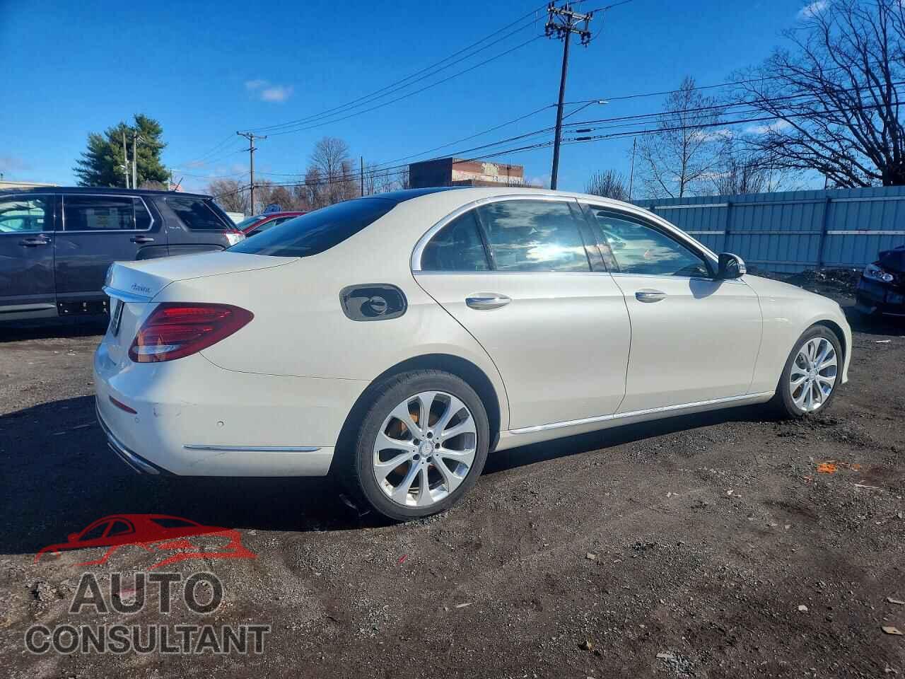 MERCEDES-BENZ E-CLASS 2017 - WDDZF4KB0HA073022