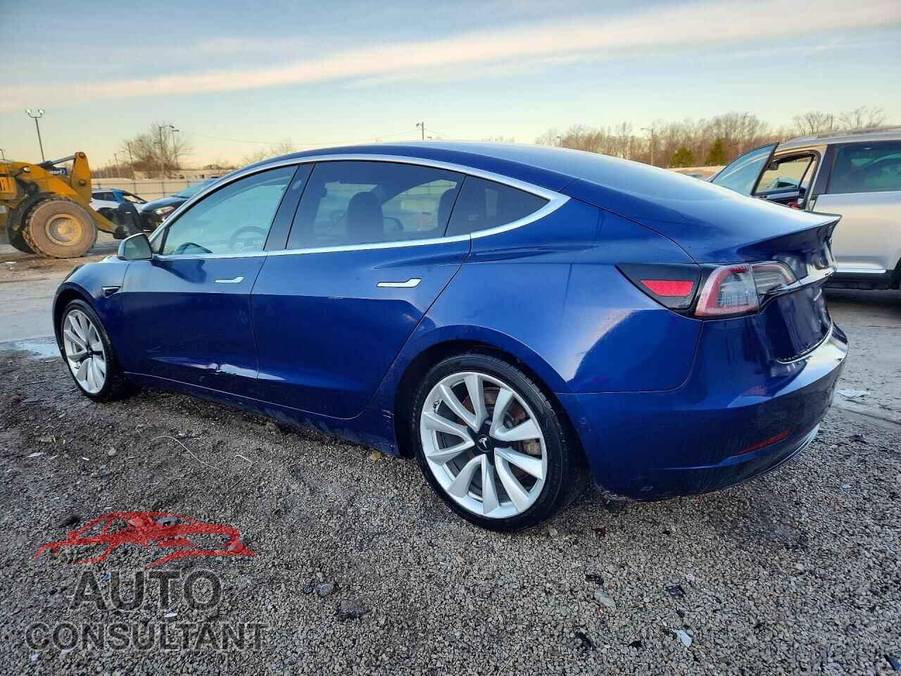 TESLA MODEL 3 2018 - 5YJ3E1EB0JF054786