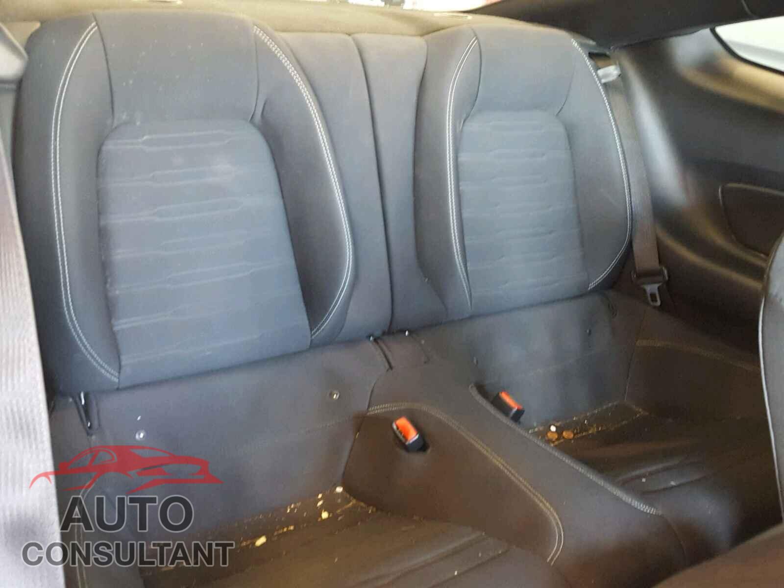 FORD MUSTANG 2017 - 1FA6P8TH4H5219585