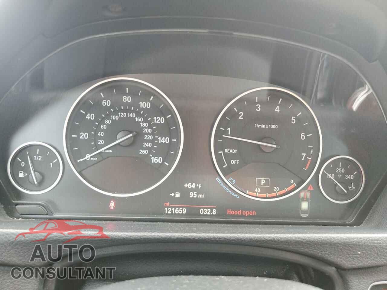 BMW 3 SERIES 2016 - WBA8E5G50GNU19964