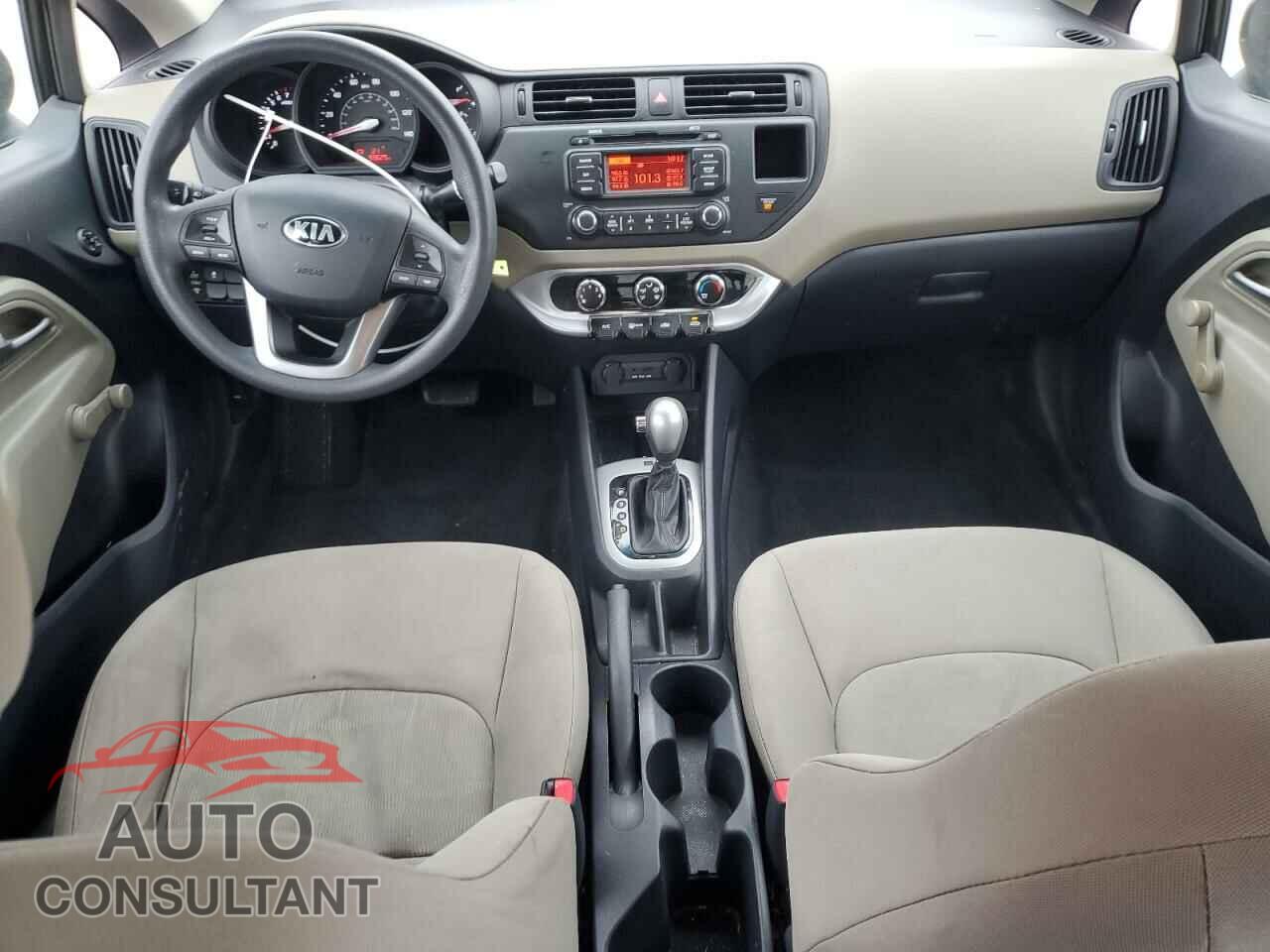 KIA RIO 2015 - KNADM4A3XF6459349