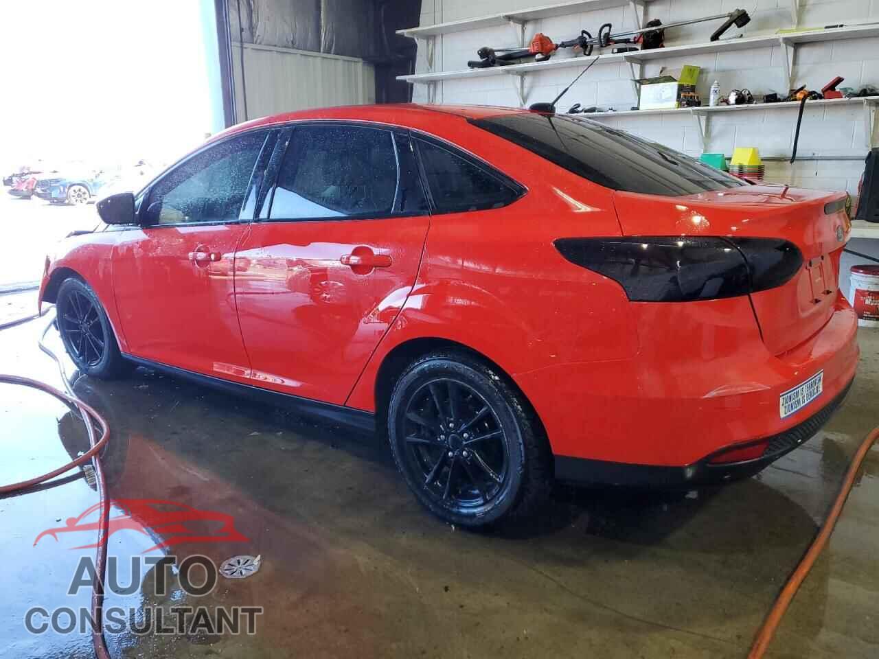FORD FOCUS 2017 - 1FADP3F23HL308948