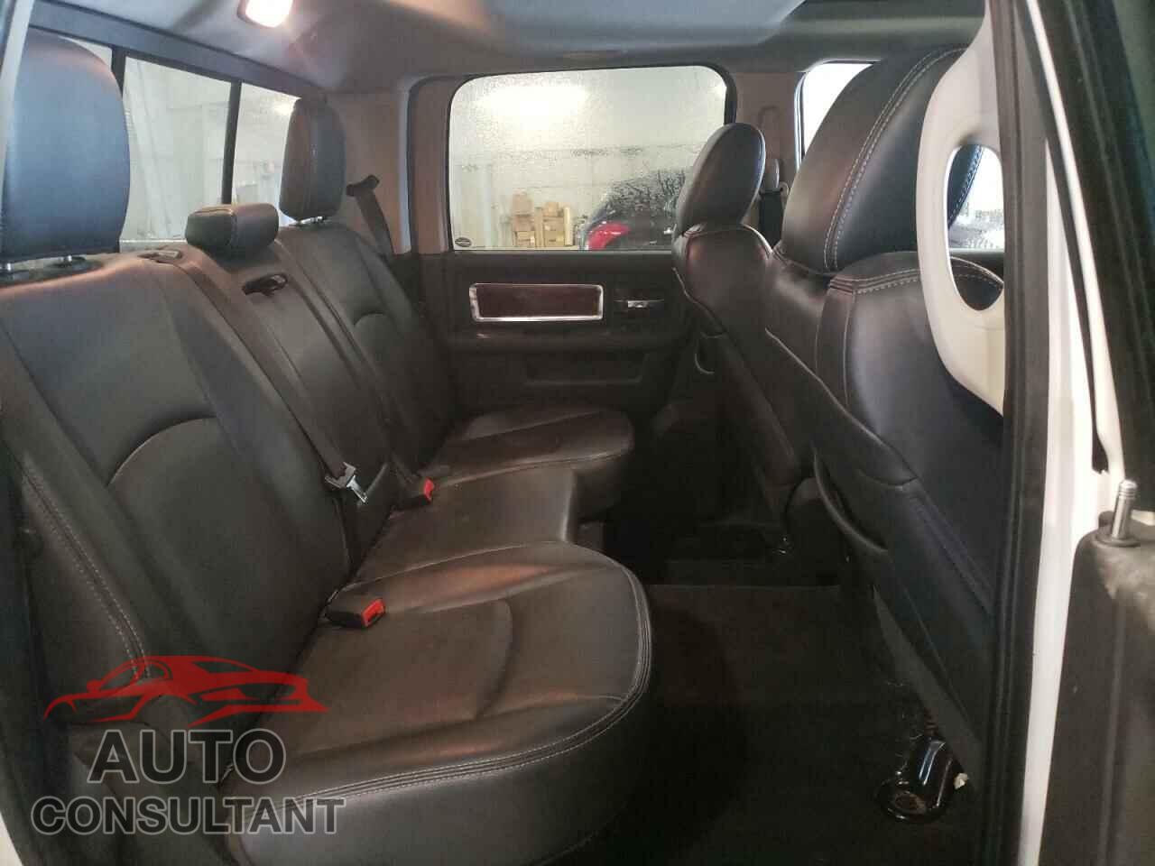 DODGE RAM 1500 2012 - 1C6RD7NT2CS305054