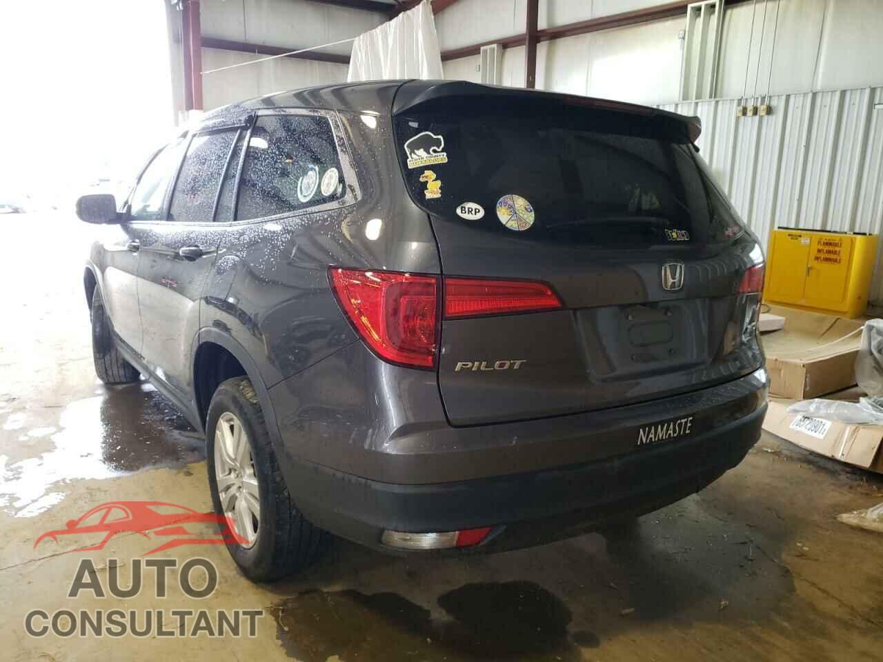 HONDA PILOT 2017 - 5FNYF6H12HB029501