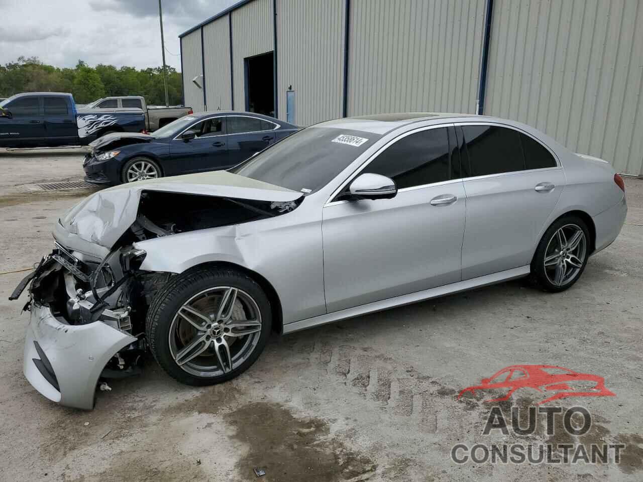 MERCEDES-BENZ E-CLASS 2019 - WDDZF4JB5KA563187