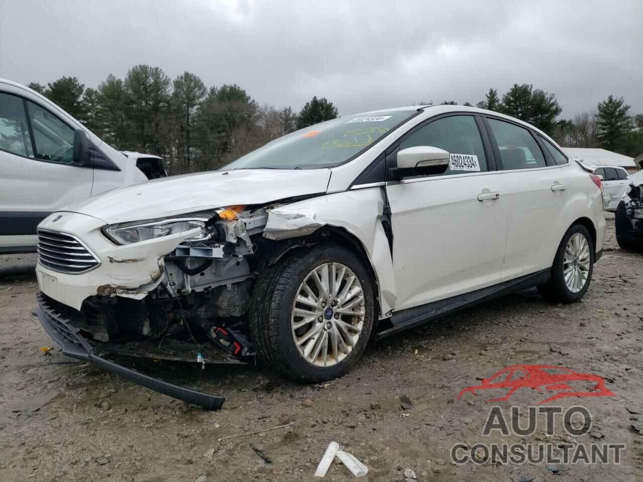 FORD FOCUS 2018 - 1FADP3J20JL323565