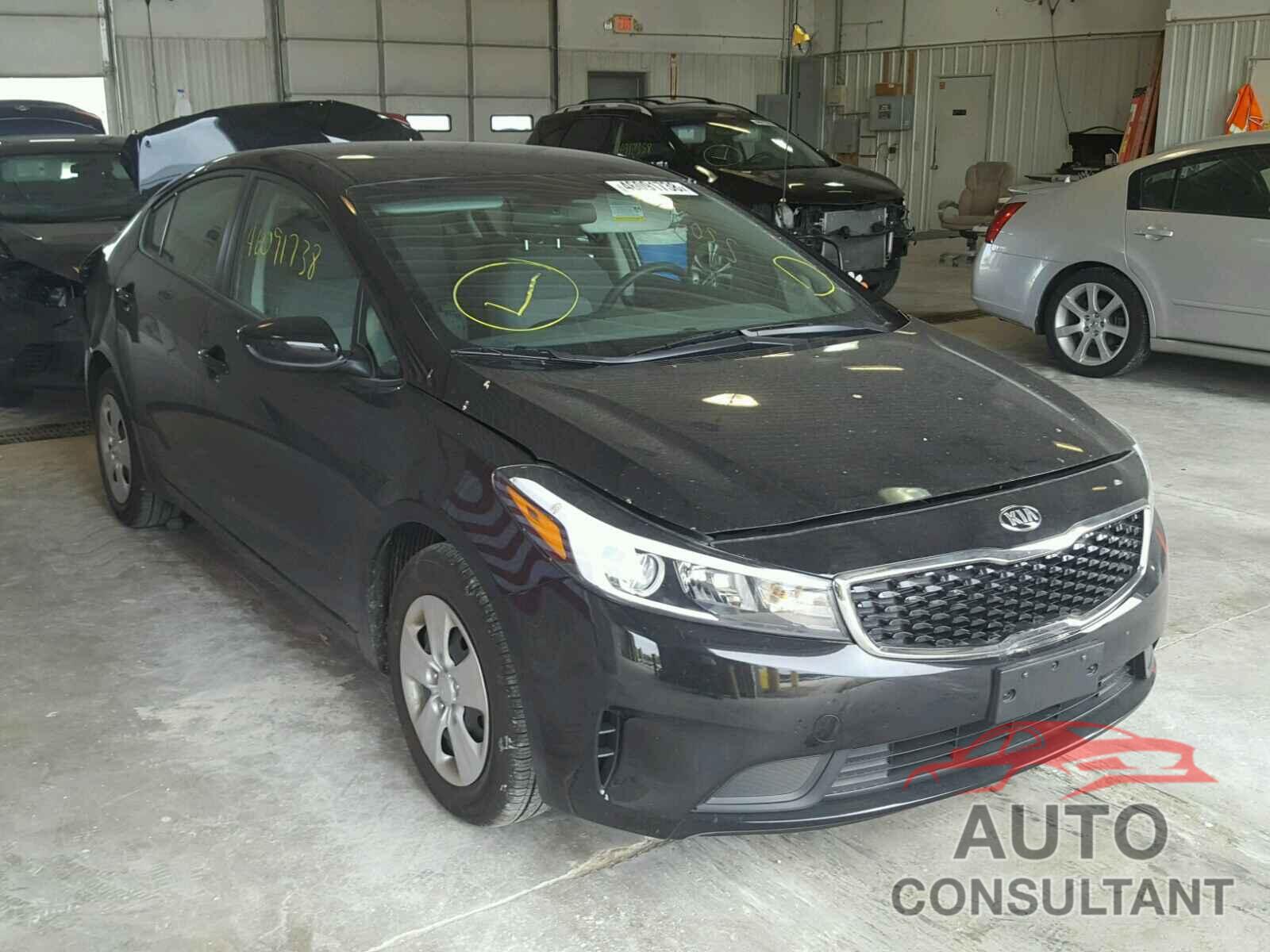 KIA FORTE 2018 - 3KPFK4A79JE269582