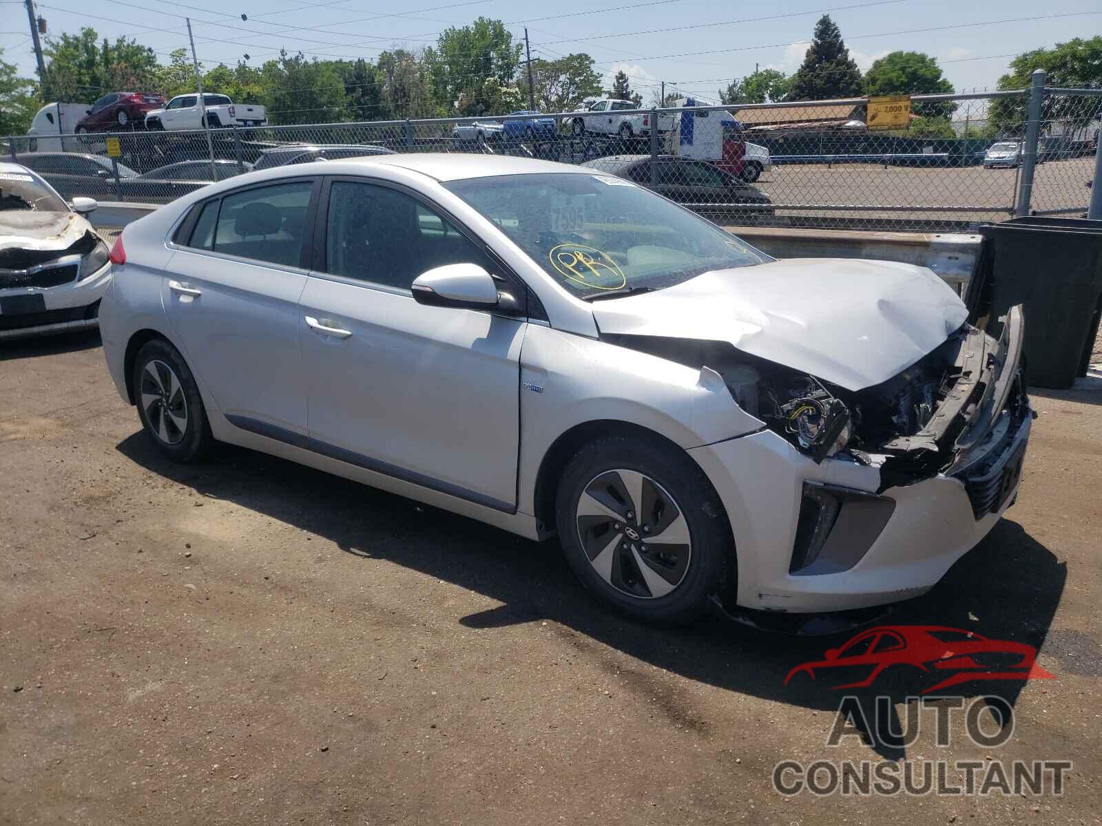 HYUNDAI IONIQ 2017 - KMHC75LC3HU042559