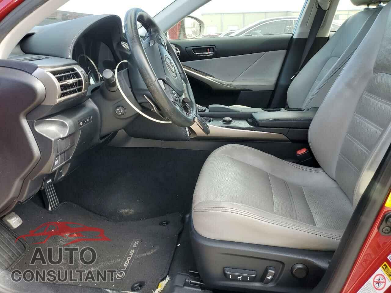LEXUS IS 2015 - JTHCF1D26F5021510