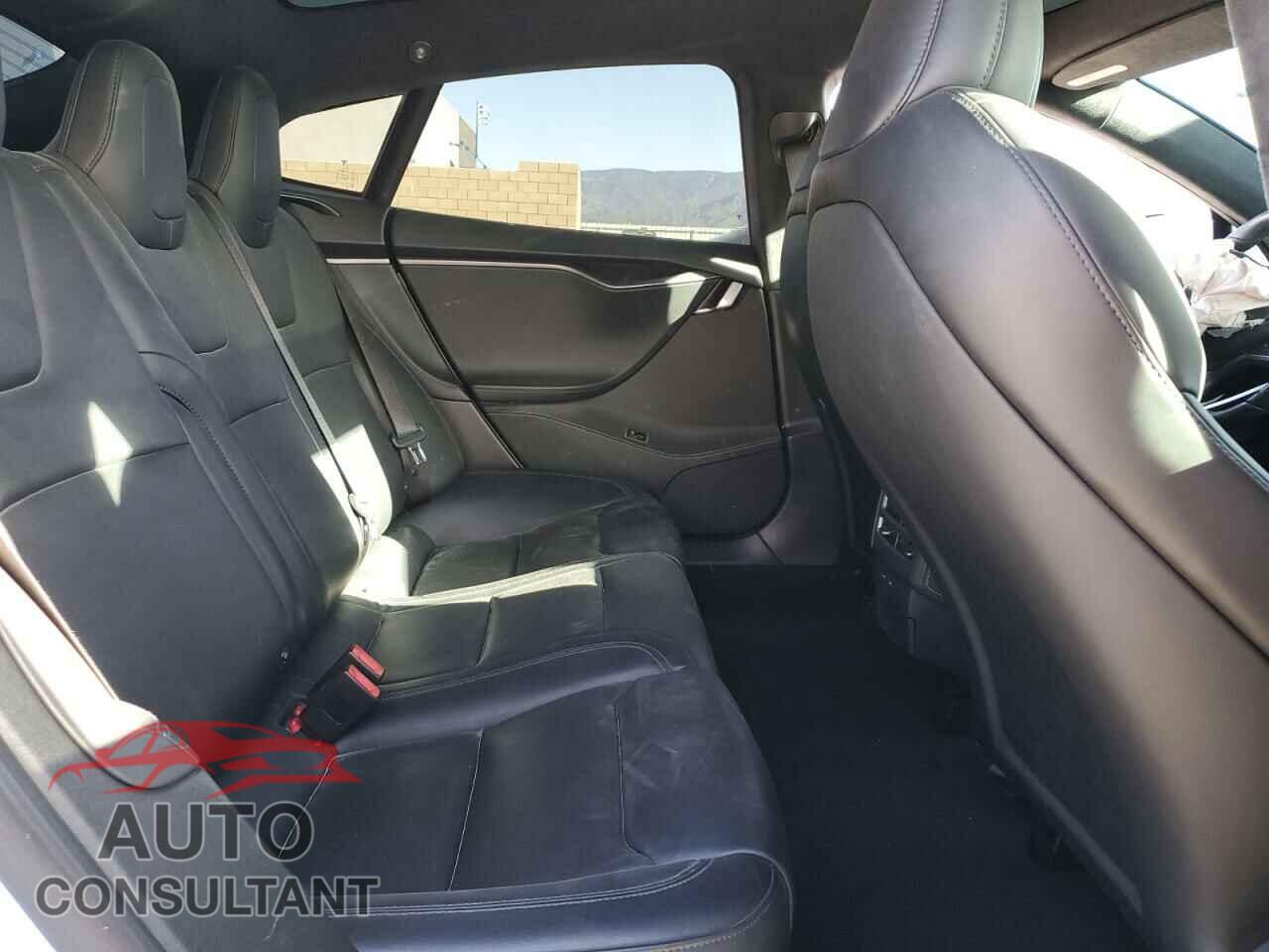 TESLA MODEL S 2020 - 5YJSA1E25LF378925