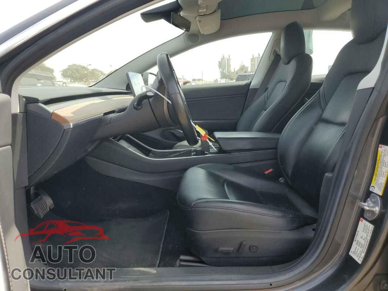 TESLA MODEL 3 2018 - 5YJ3E1EA6JF045274