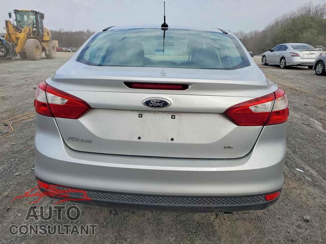 FORD FOCUS 2012 - 1FAHP3F28CL146132