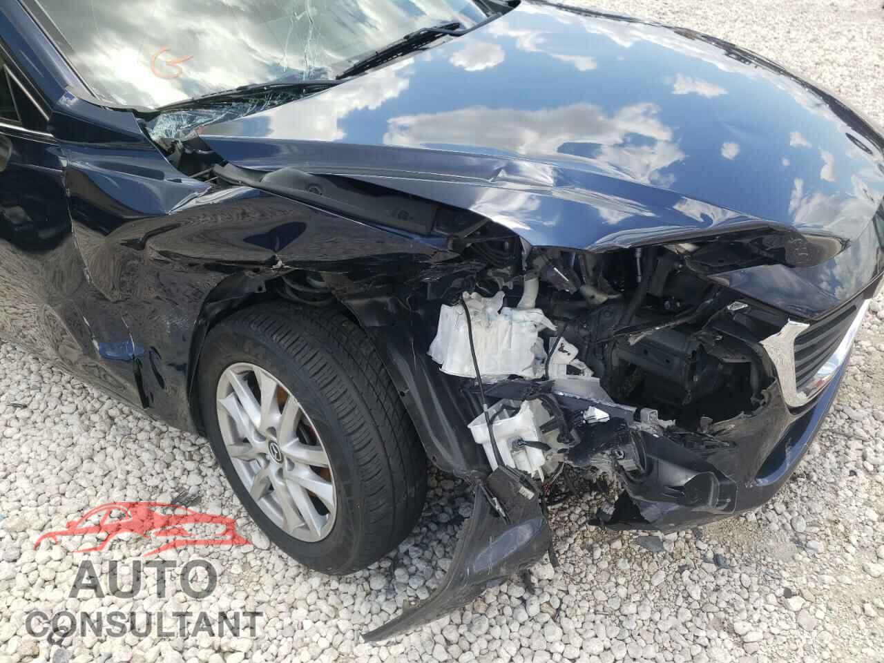 MAZDA 3 2017 - 3MZBN1U74HM122566