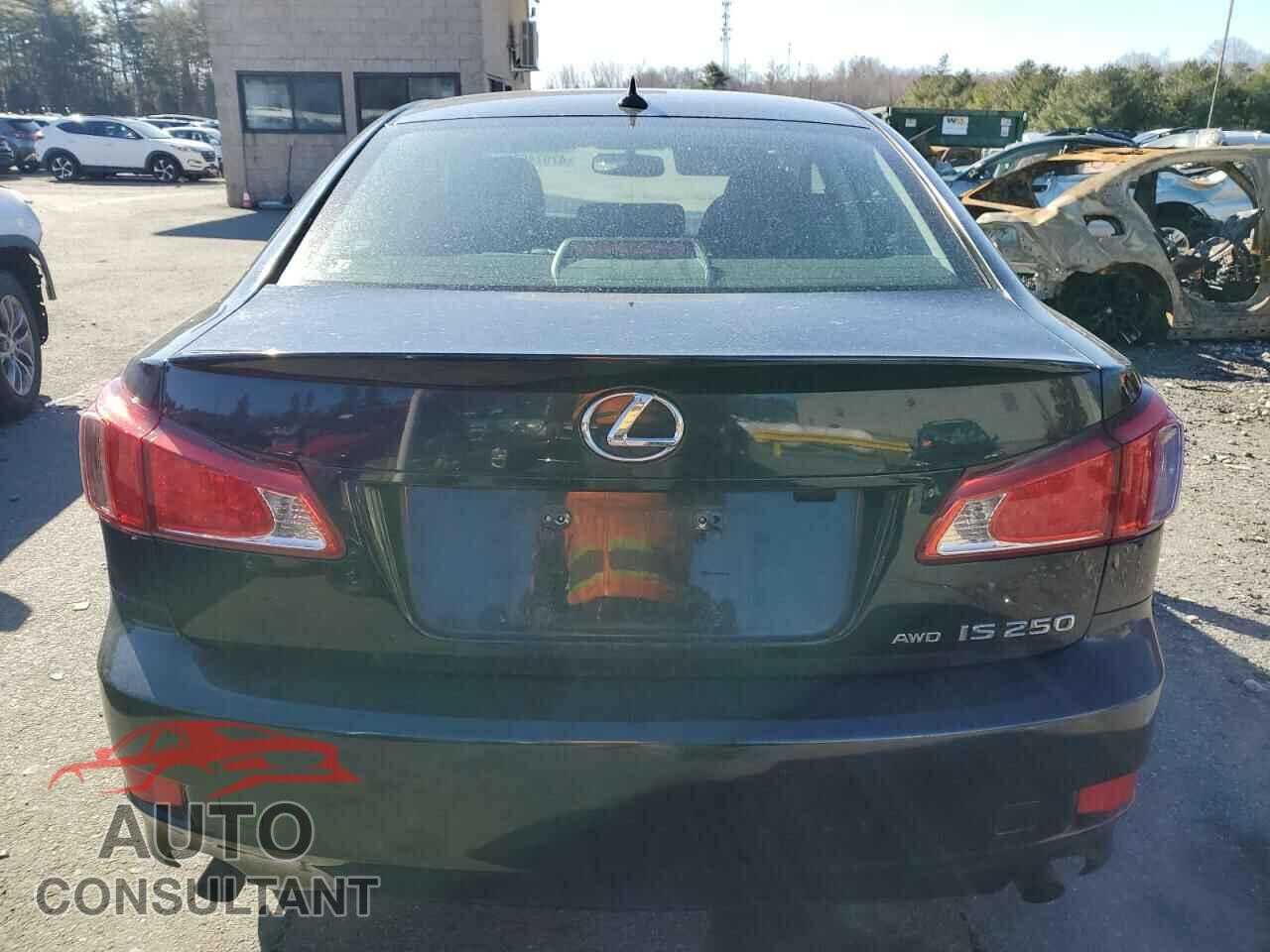 LEXUS IS 2011 - JTHCF5C25B5049625