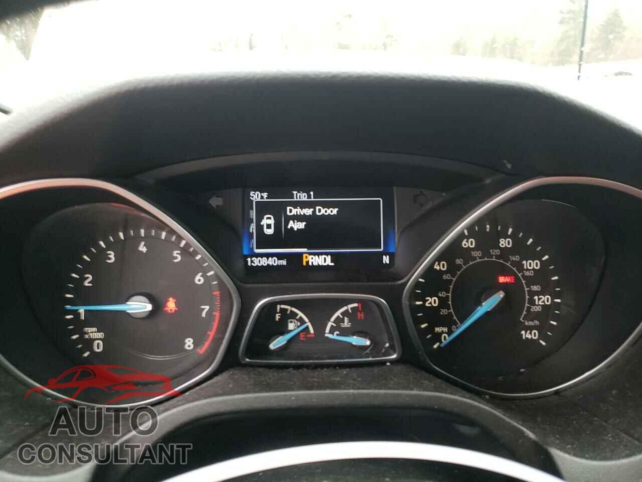 FORD FOCUS 2018 - 1FADP3K26JL213098