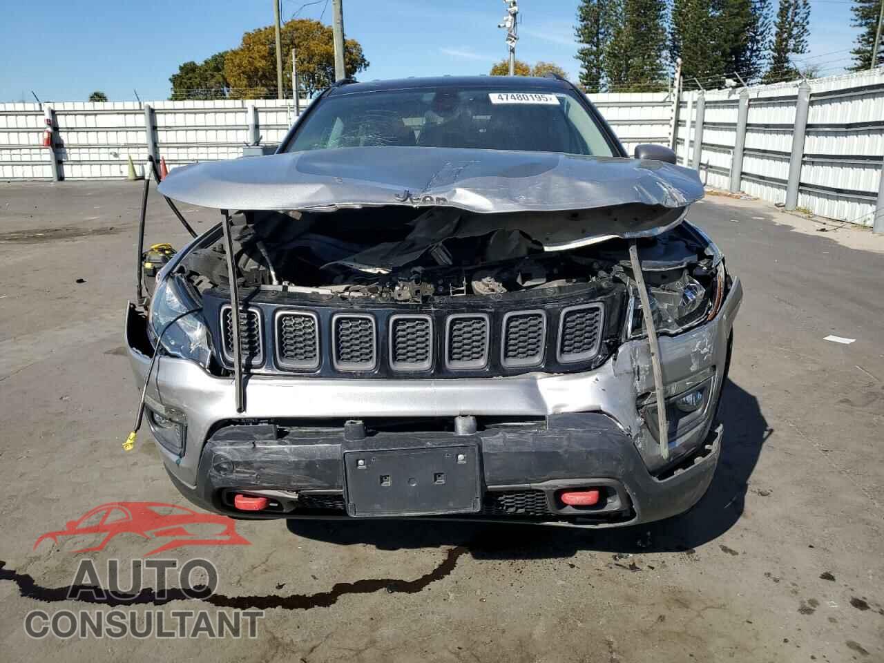 JEEP COMPASS 2020 - 3C4NJDDB9LT106573