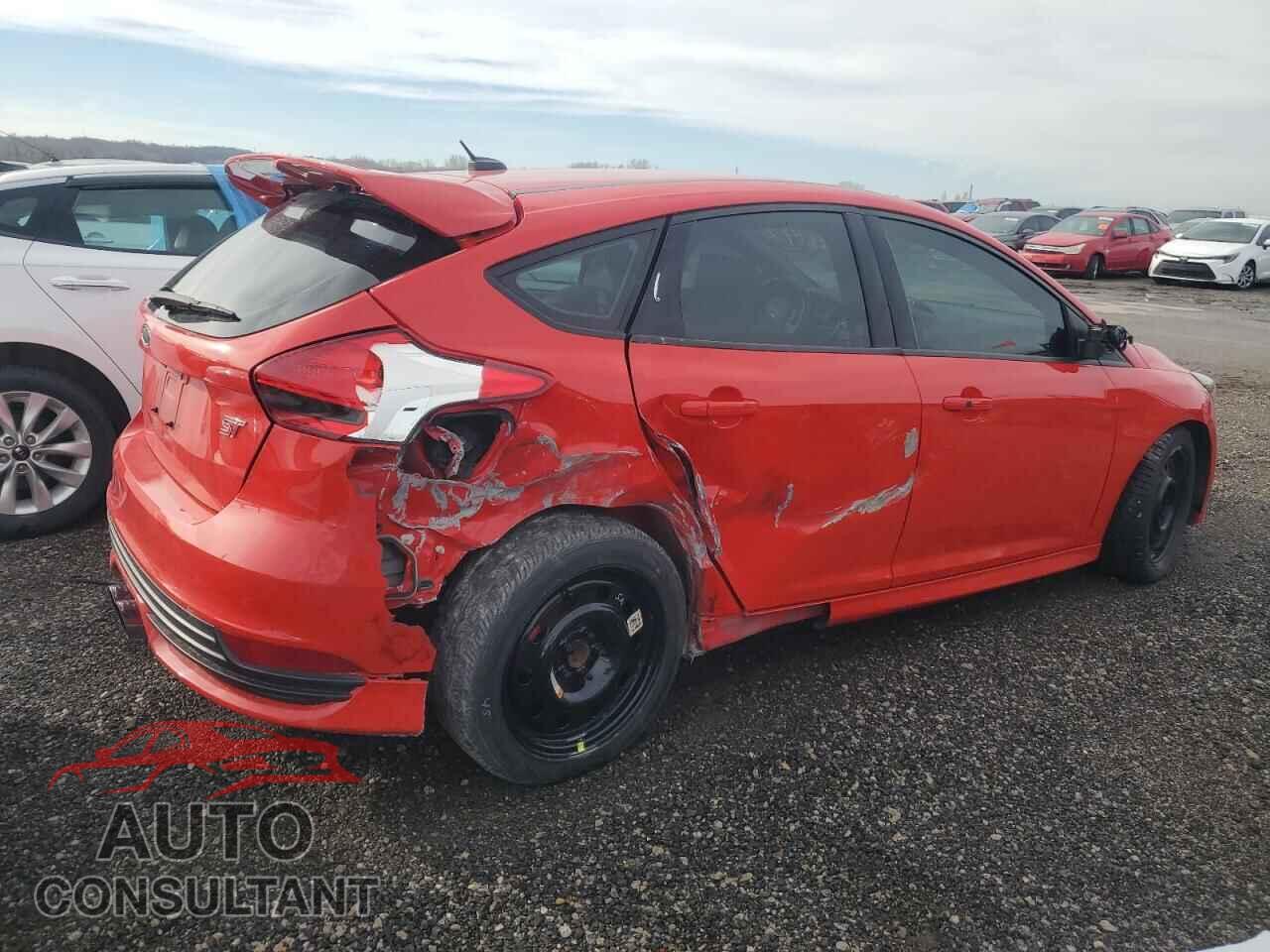 FORD FOCUS 2017 - 1FADP3L99HL314142