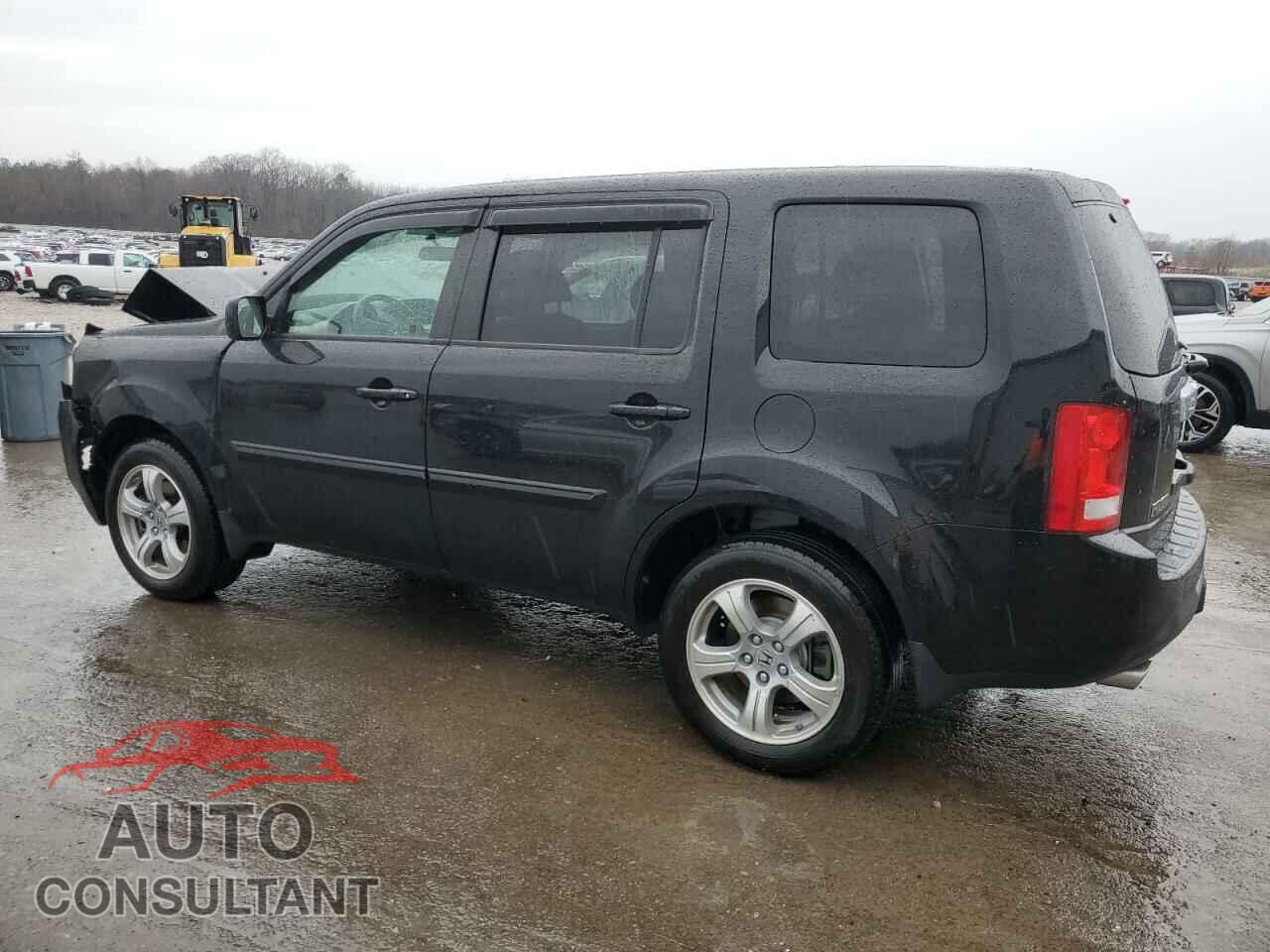 HONDA PILOT 2015 - 5FNYF3H44FB003312