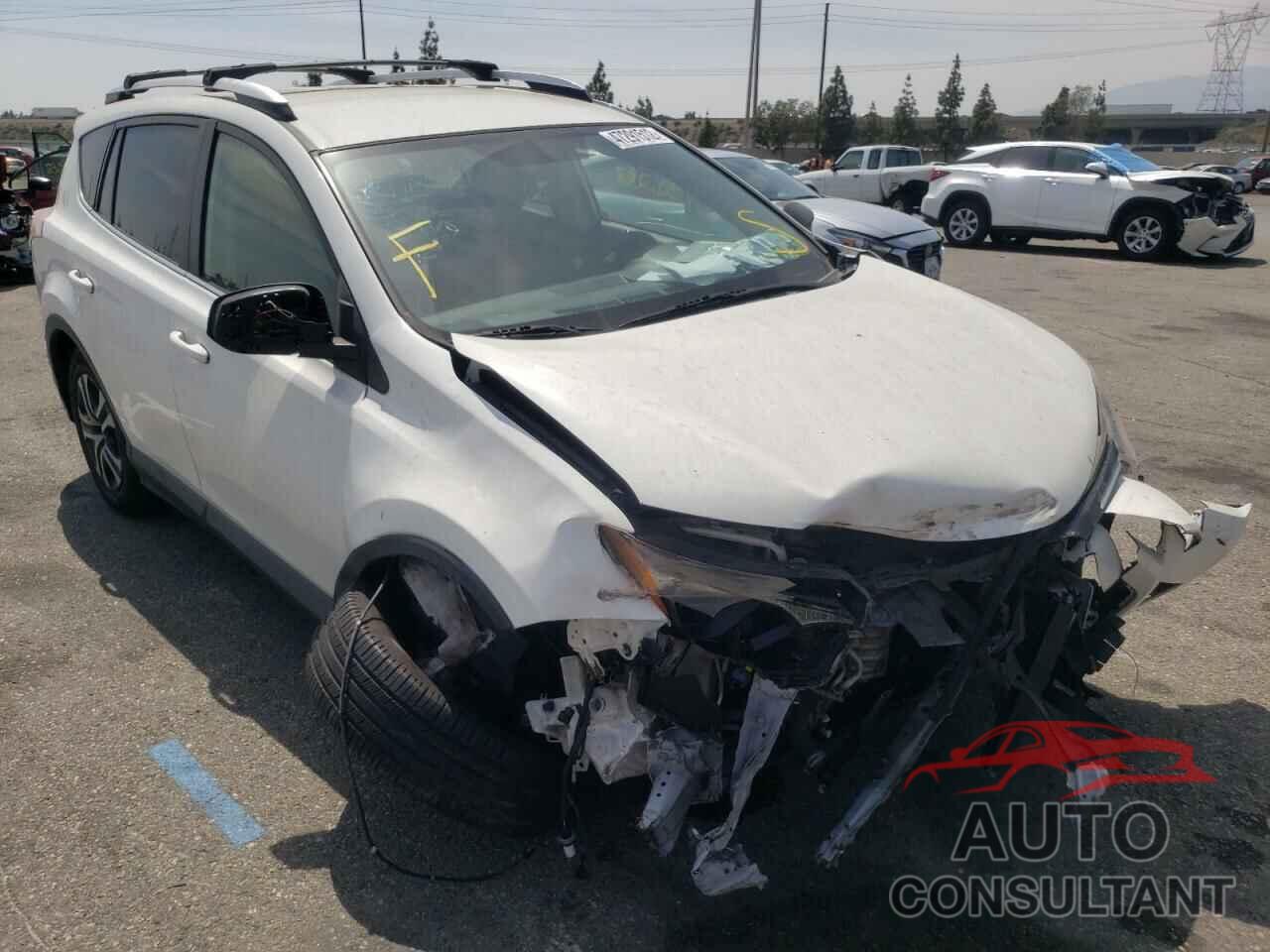 TOYOTA RAV4 2016 - JTMZFREV8GJ084118
