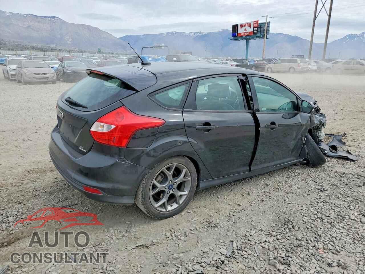 FORD FOCUS 2014 - 1FADP3K2XEL422446