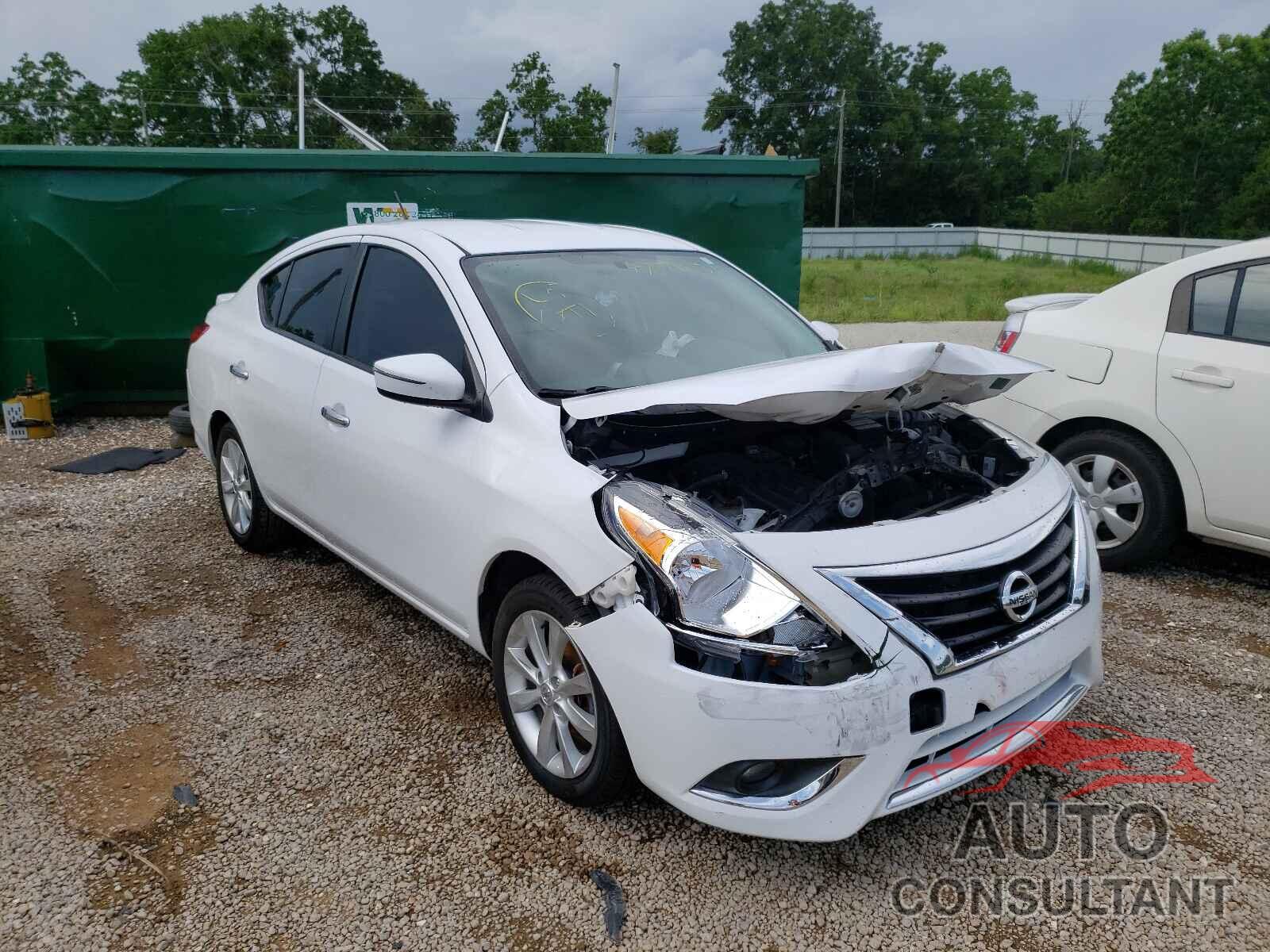 NISSAN VERSA 2017 - 3N1CN7APXHL878779