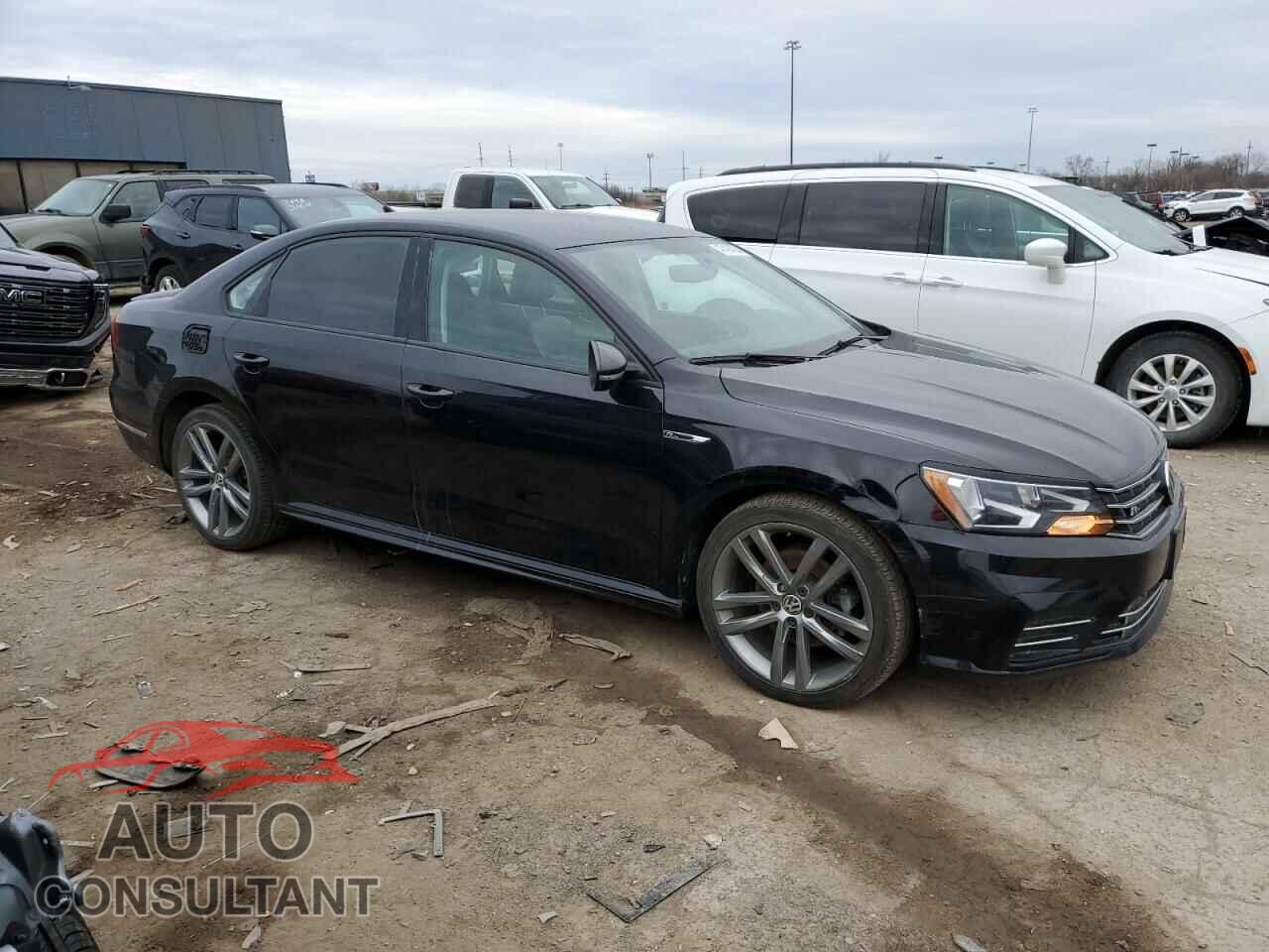 VOLKSWAGEN PASSAT 2018 - 1VWAA7A31JC051250