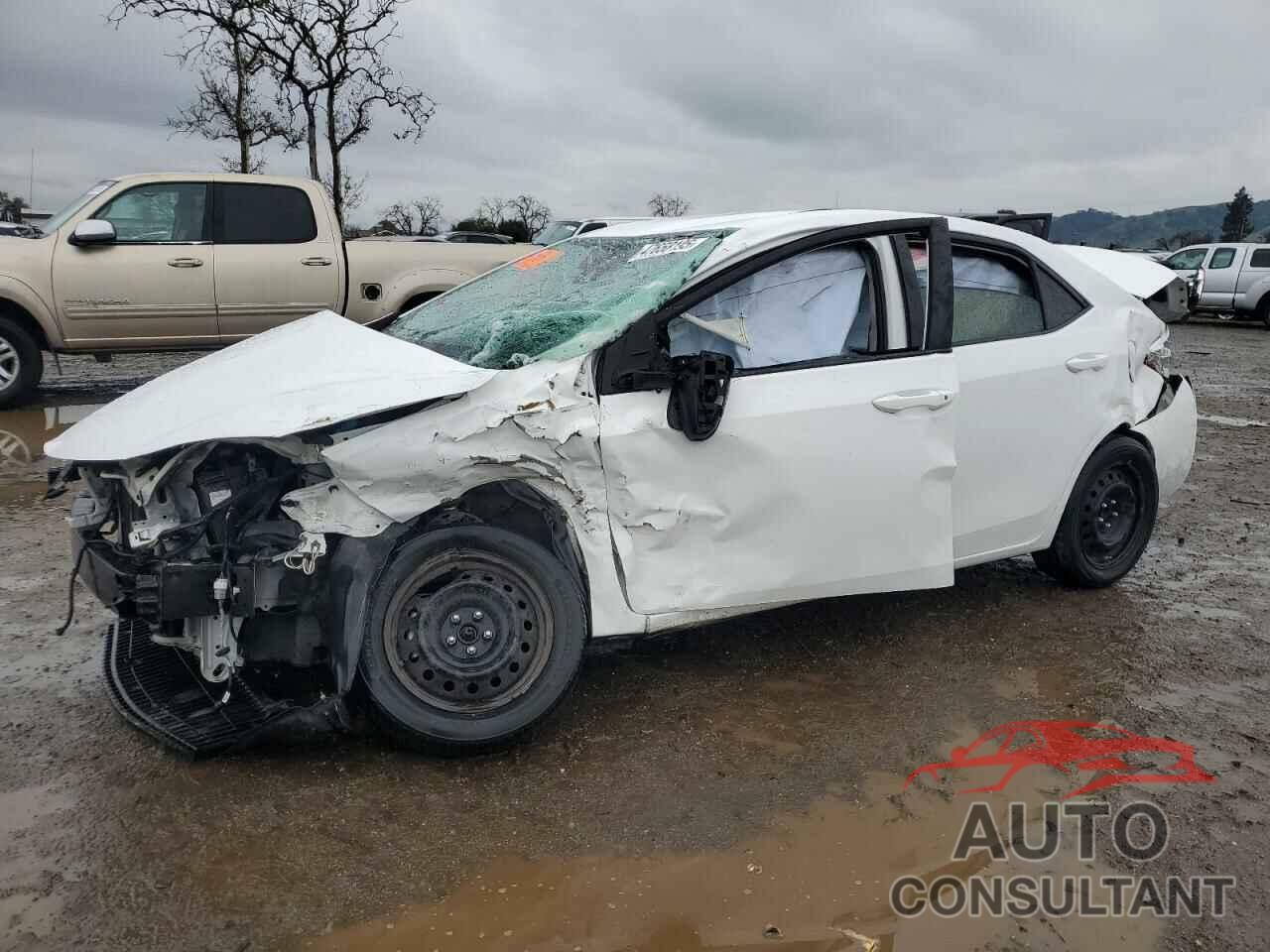 TOYOTA COROLLA 2018 - 2T1BURHEXJC121689