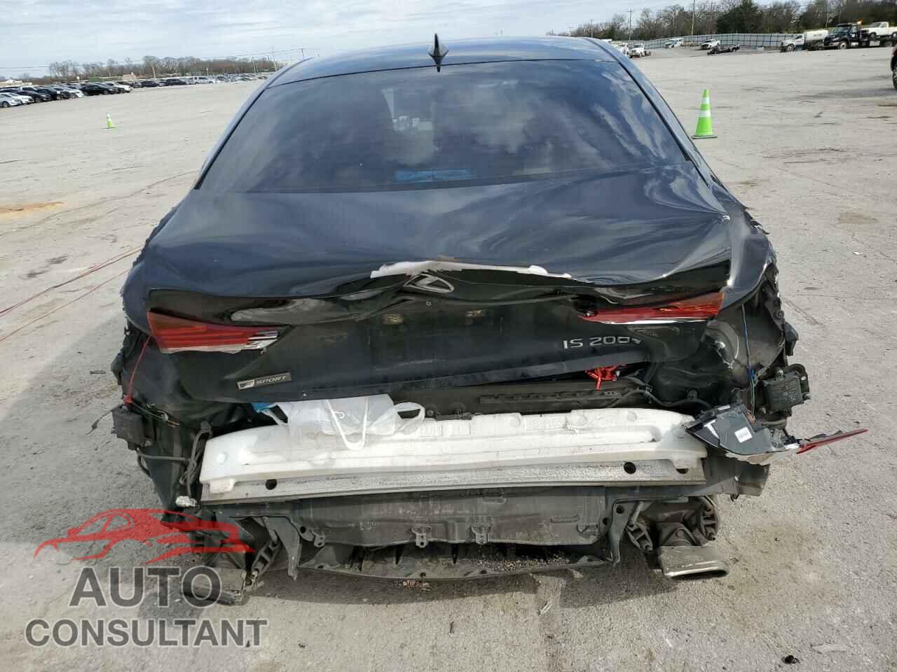 LEXUS IS 2017 - JTHBA1D20H5054788