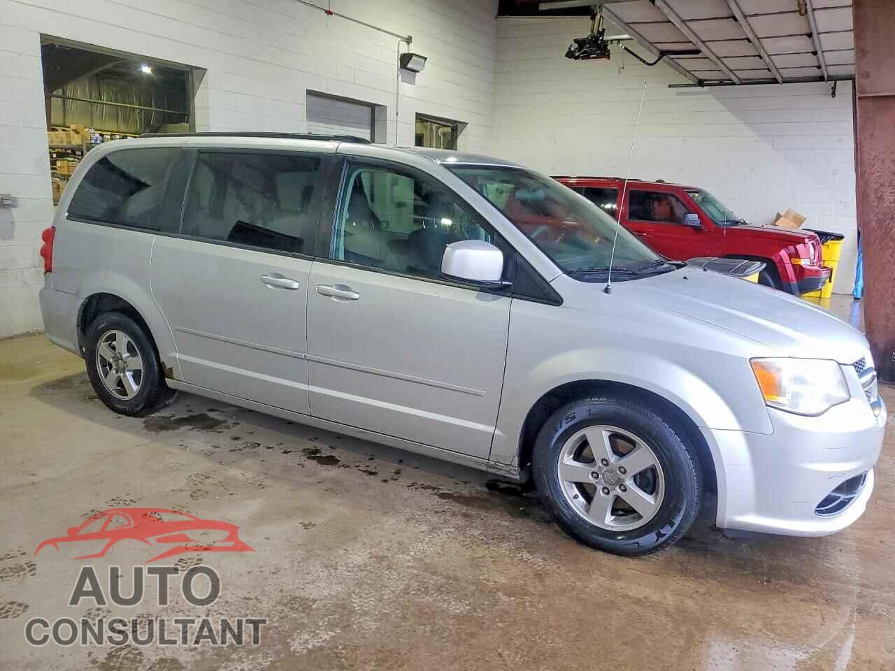 DODGE CARAVAN 2011 - 2D4RN3DG2BR640157