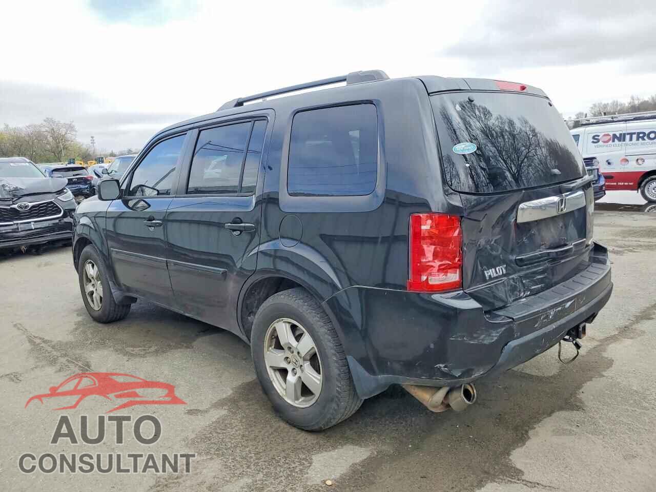 HONDA PILOT 2011 - 5FNYF4H54BB040045