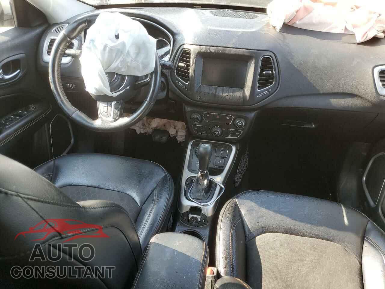 JEEP COMPASS 2019 - 3C4NJDBB6KT839715