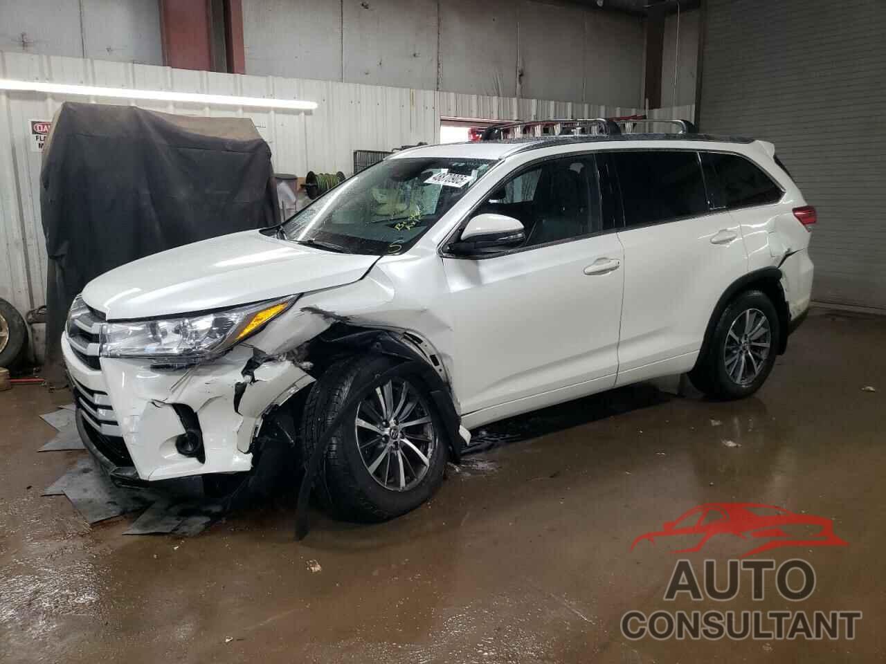 TOYOTA HIGHLANDER 2017 - 5TDJZRFH4HS360103