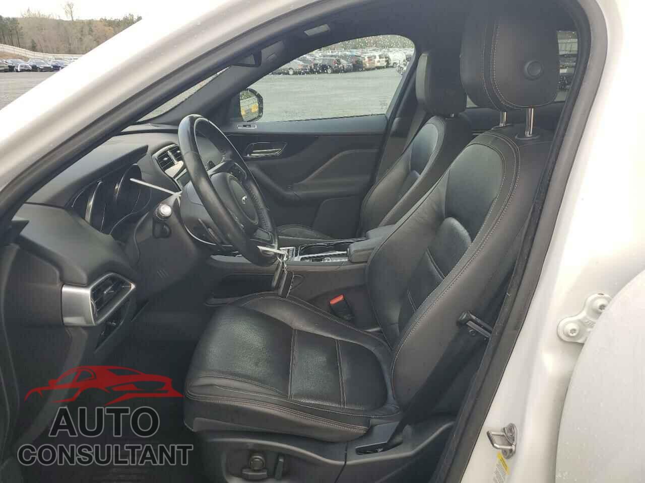 JAGUAR F-PACE 2017 - SADCK2BV9HA892156