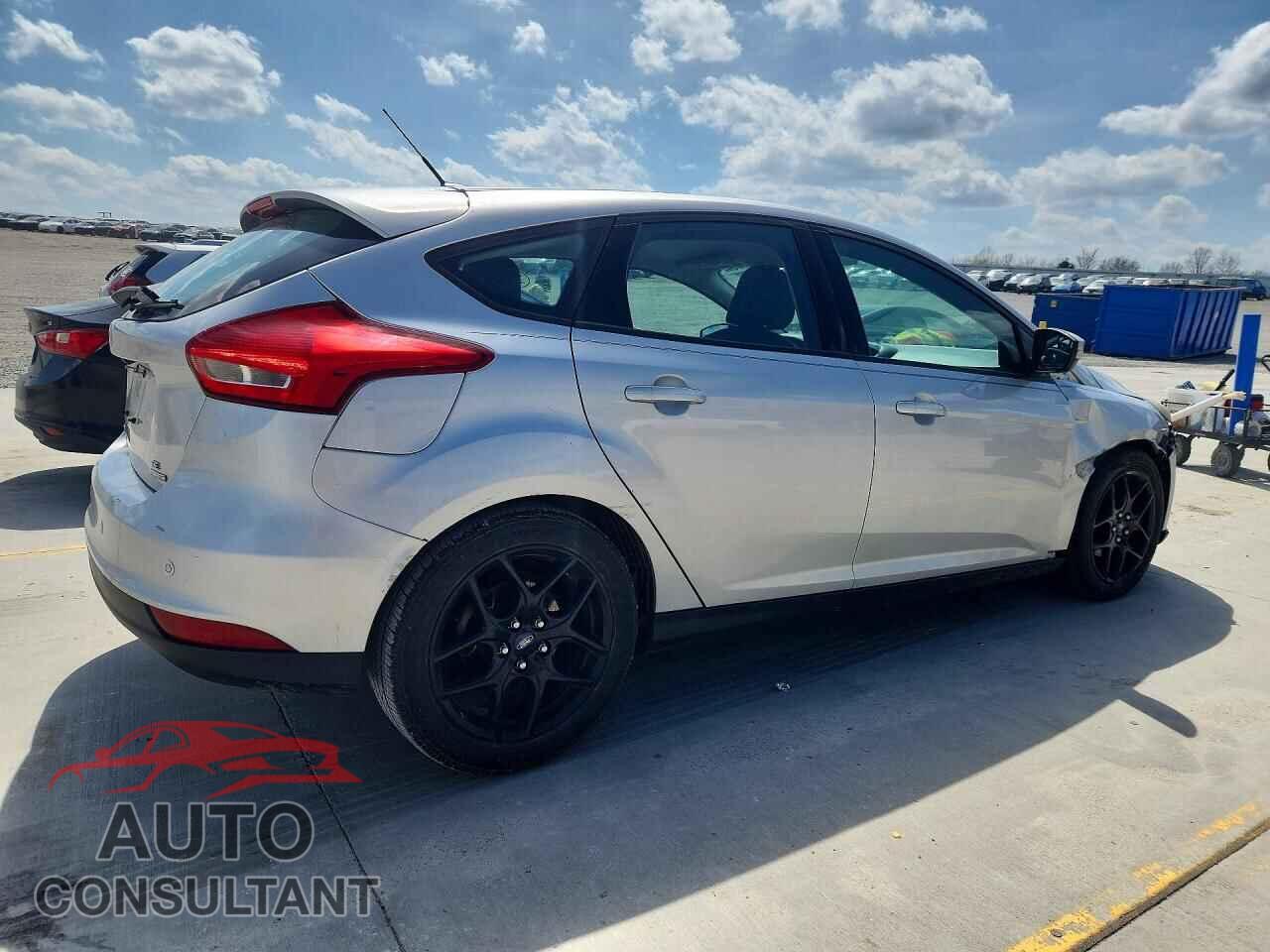 FORD FOCUS 2016 - 1FADP3K28GL257662