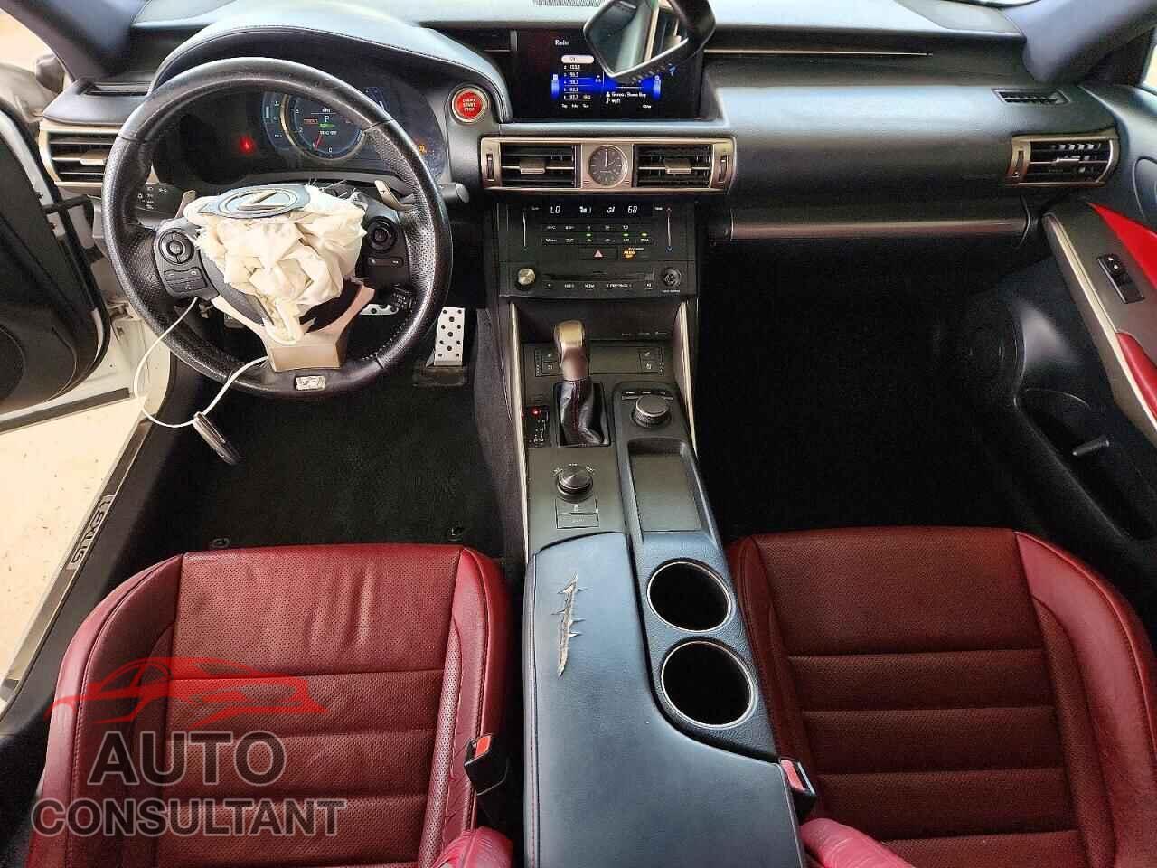 LEXUS IS 2016 - JTHBA1D26G5029649