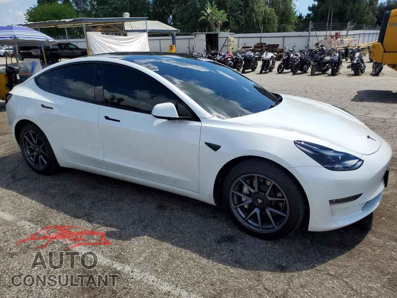 TESLA MODEL 3 2023 - 5YJ3E1EA0PF548923