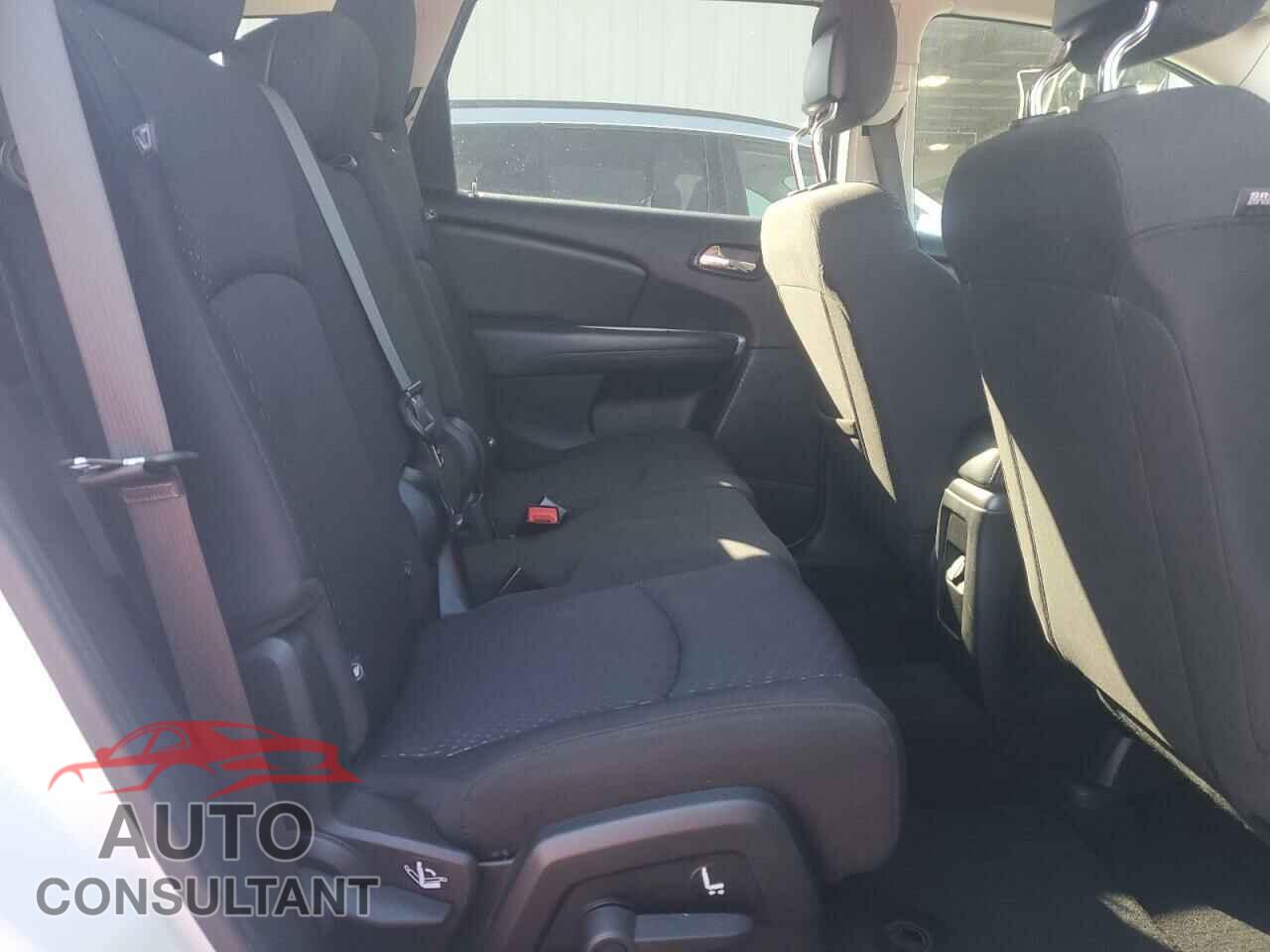 DODGE JOURNEY 2017 - 3C4PDCAB8HT708080