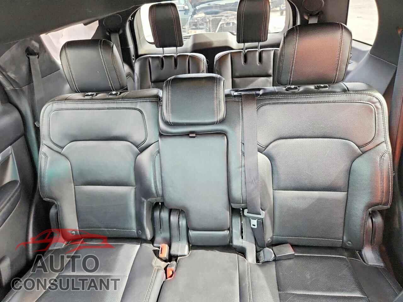 FORD EXPLORER 2016 - 1FM5K8F81GGA98352