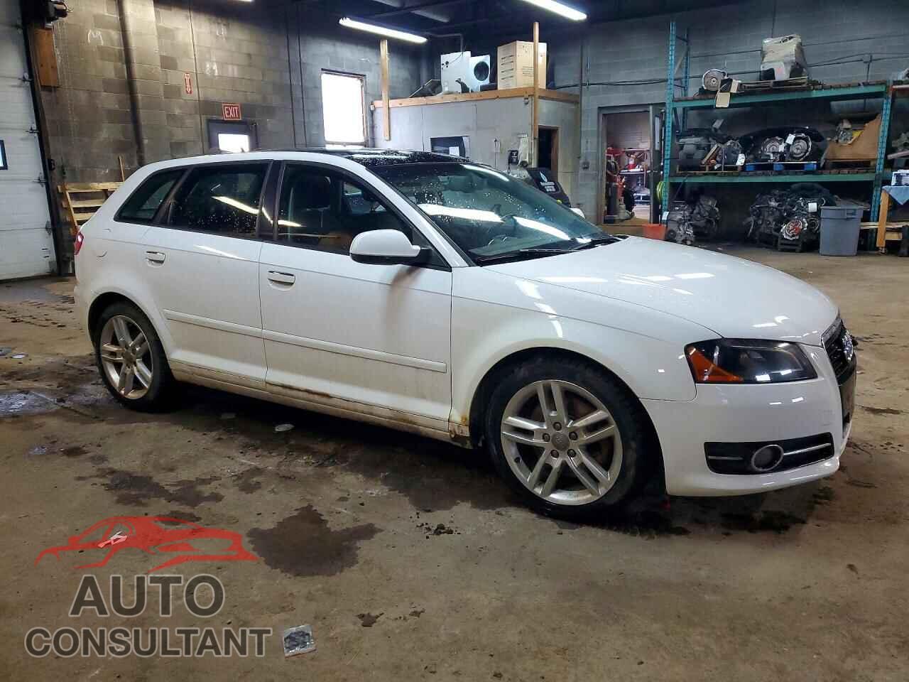 AUDI A3 2012 - WAUNECFM5CA087022