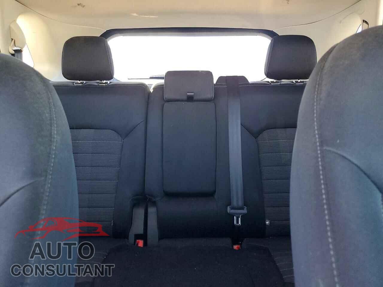 FORD EDGE 2018 - 2FMPK3J92JBB04573